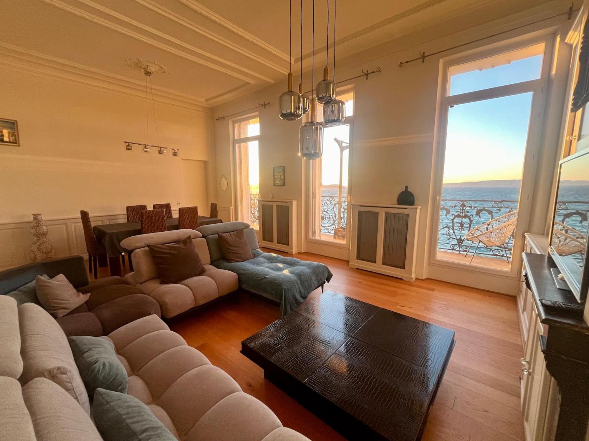 Appartement Sur La Corniche Kennedy Face A La Mer Марсель Экстерьер фото