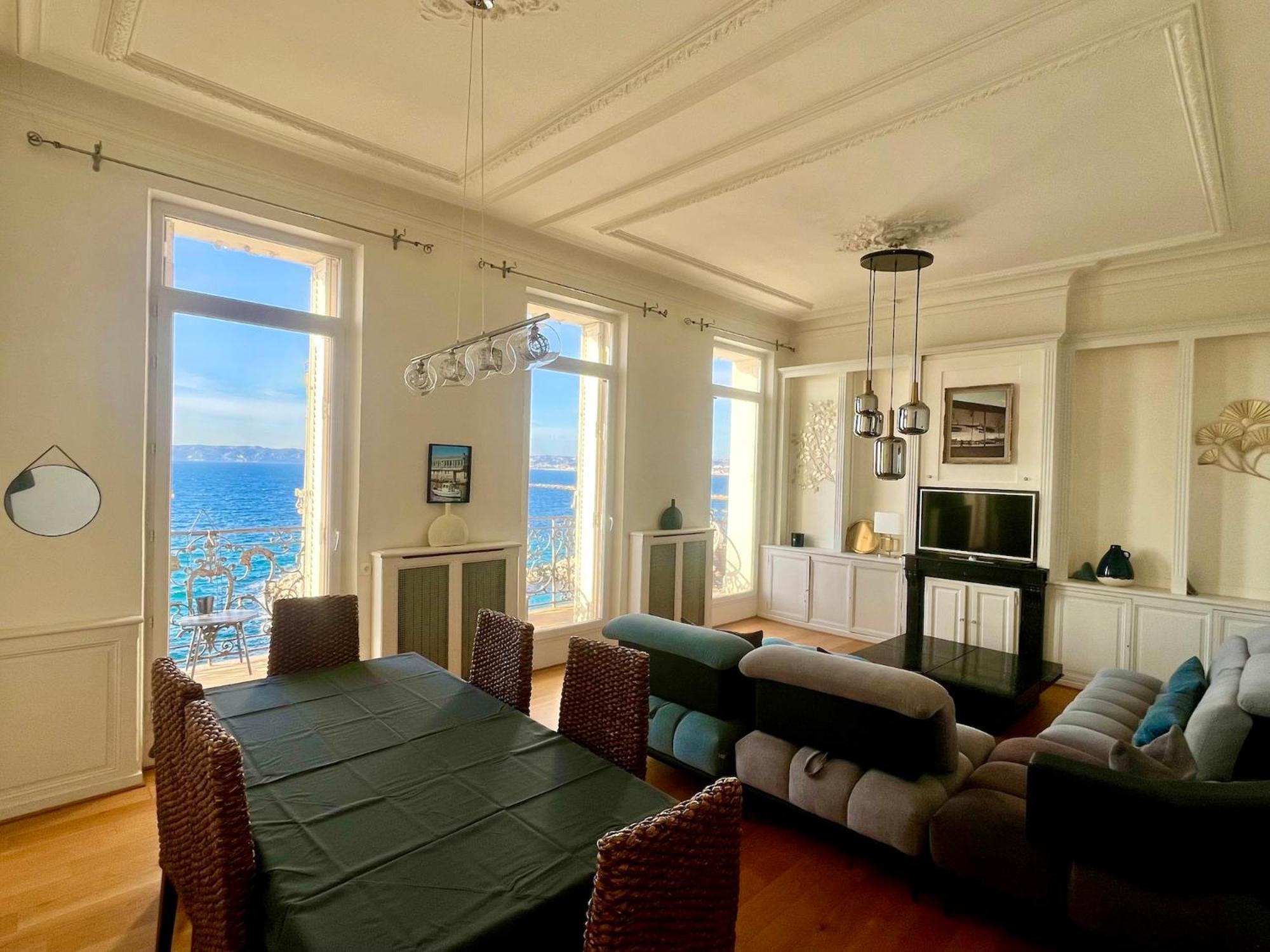 Appartement Sur La Corniche Kennedy Face A La Mer Марсель Экстерьер фото